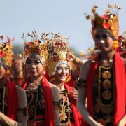 festival indonesia festival danau toba 2017 festival banyuwangi