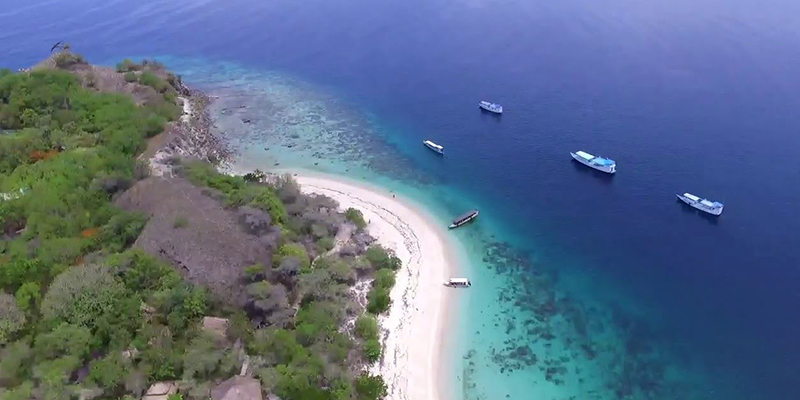 labuan bajo, pulau bidadari