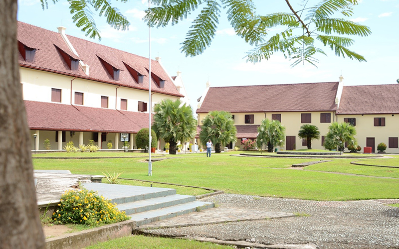 Benteng Fort Rotterdam