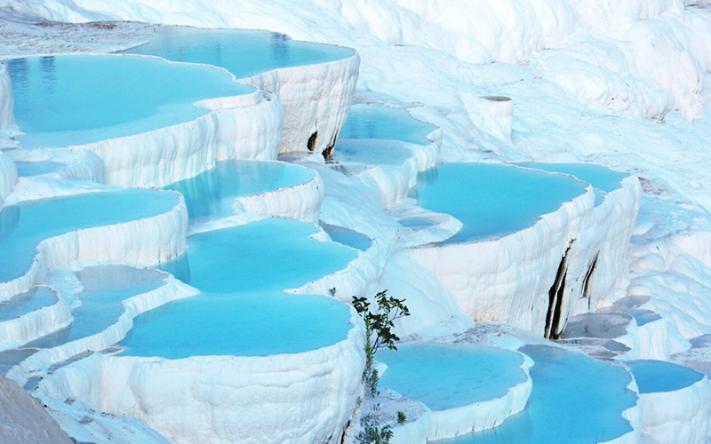 Oktober: Berendam di Pamukkale, Turki